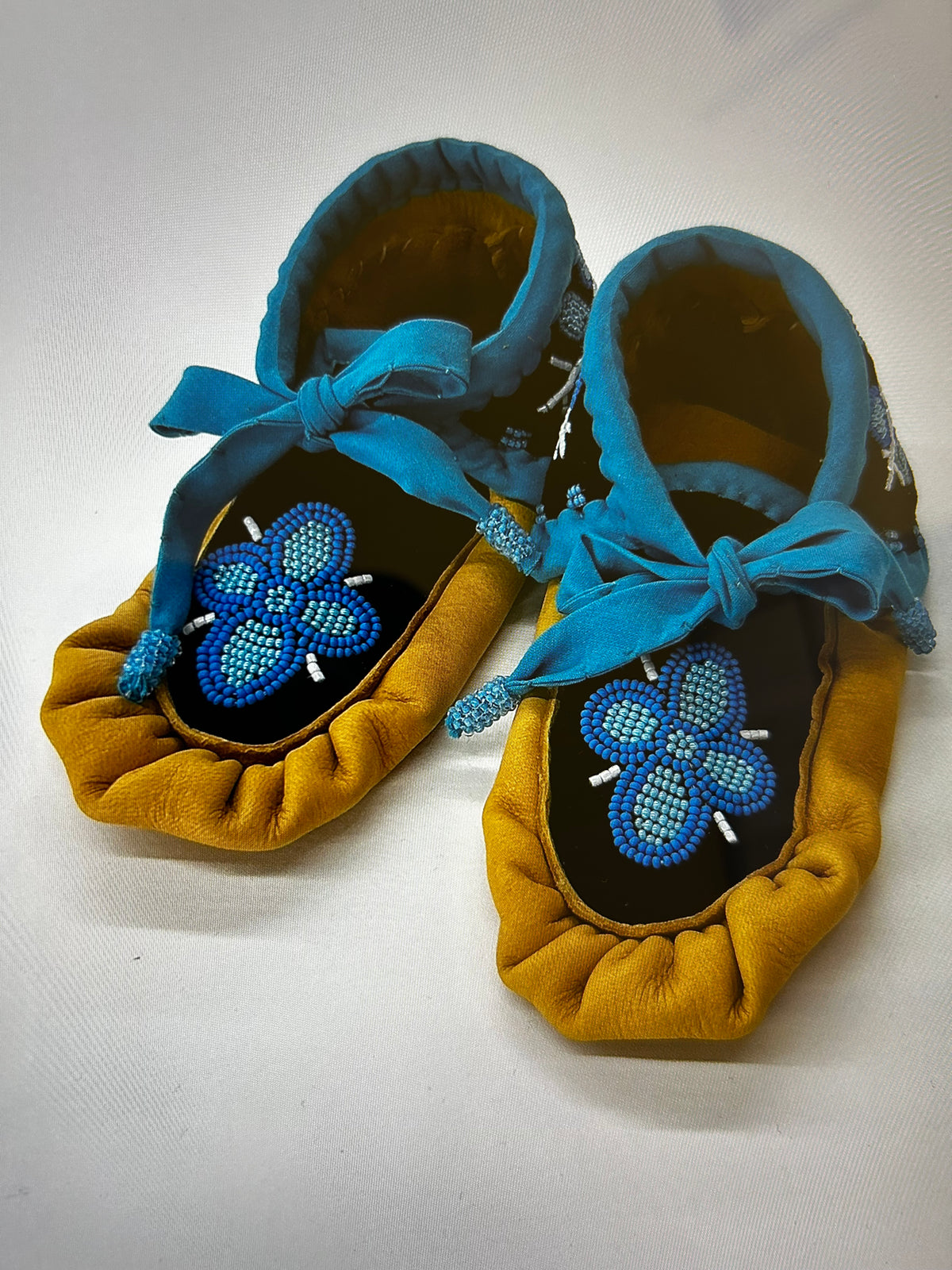 Toddler Beaded Moccasin @ 8/10T