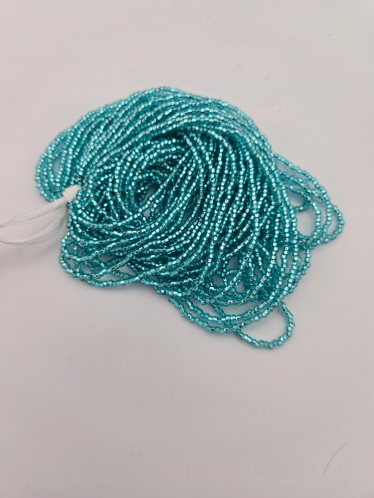 Czech Seed Bead 11/0 S/L Green Strung