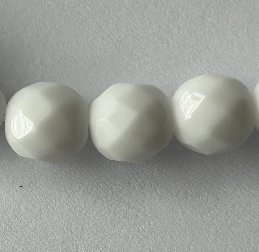 F.P. 8mm White Approx. 50 Pieces