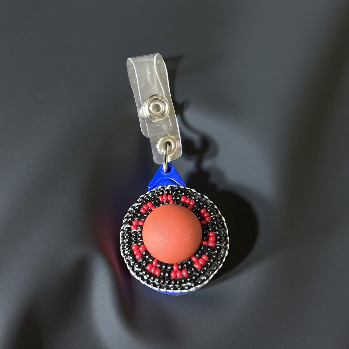 Beaded Badge Wheel Black/red (Danielle Lowe)