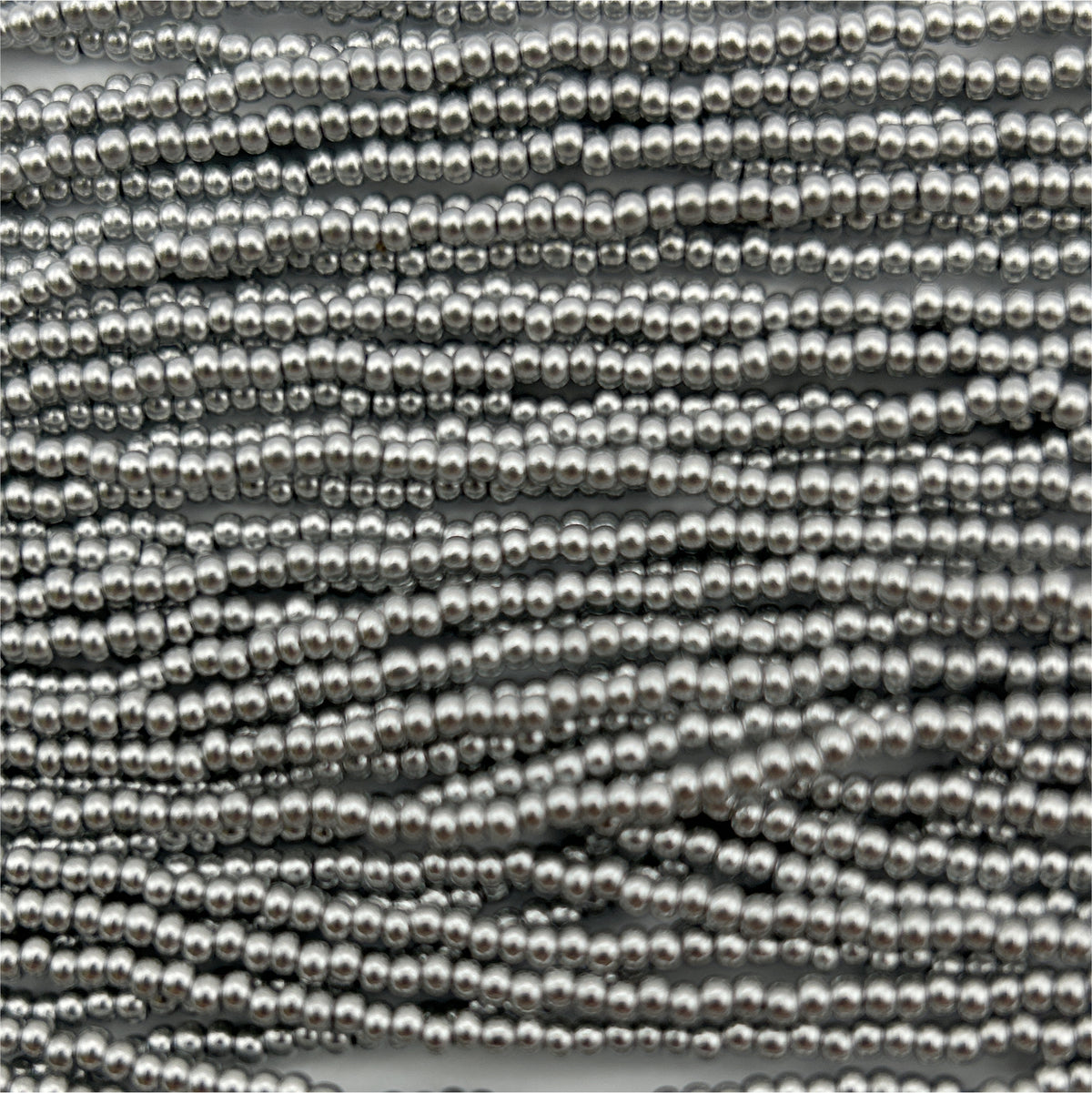 Czech Seed Bead 11/0 Metallic Silver Strung