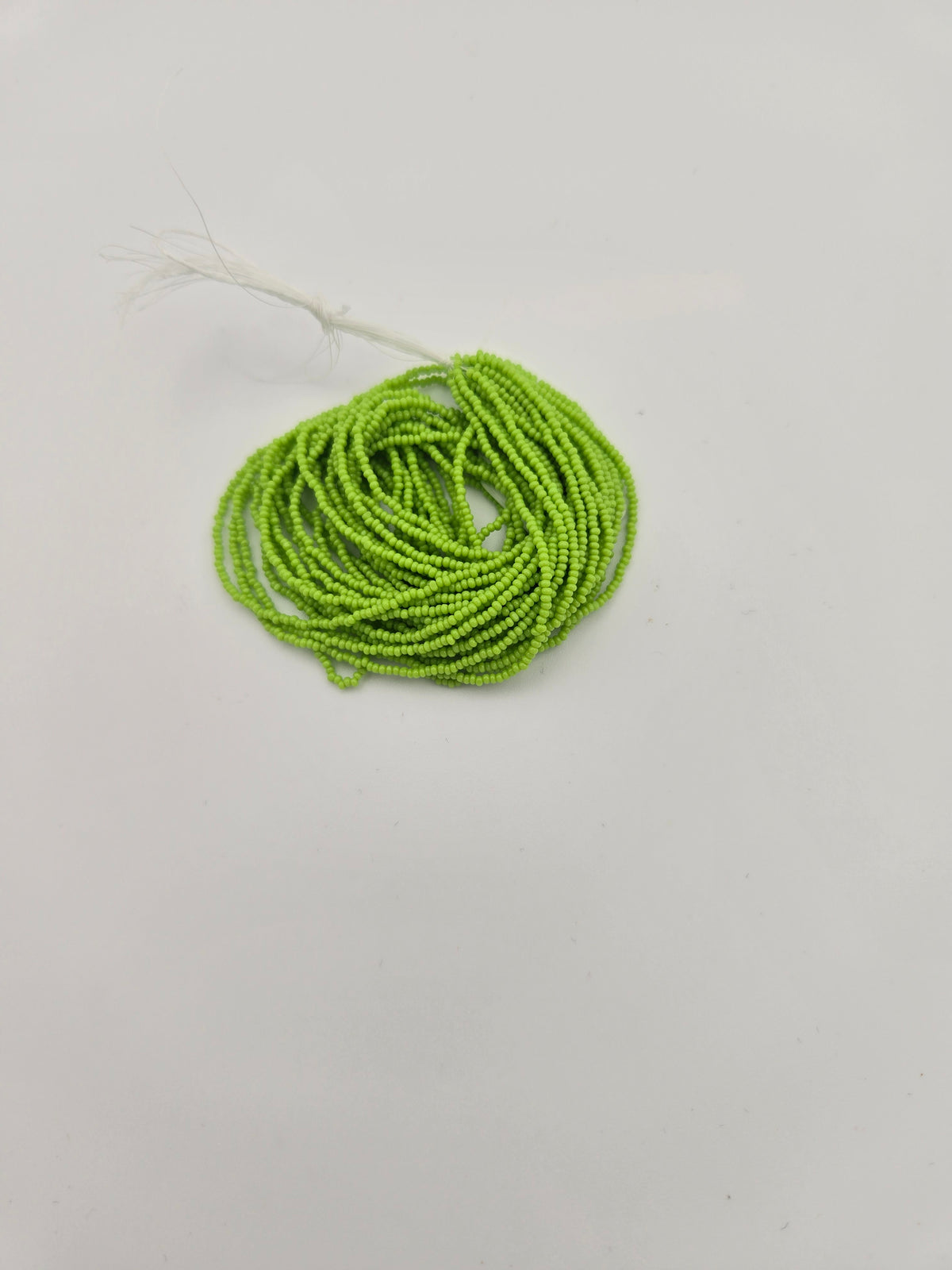 Cz 15/0 Charlotte Cut Op Avocado