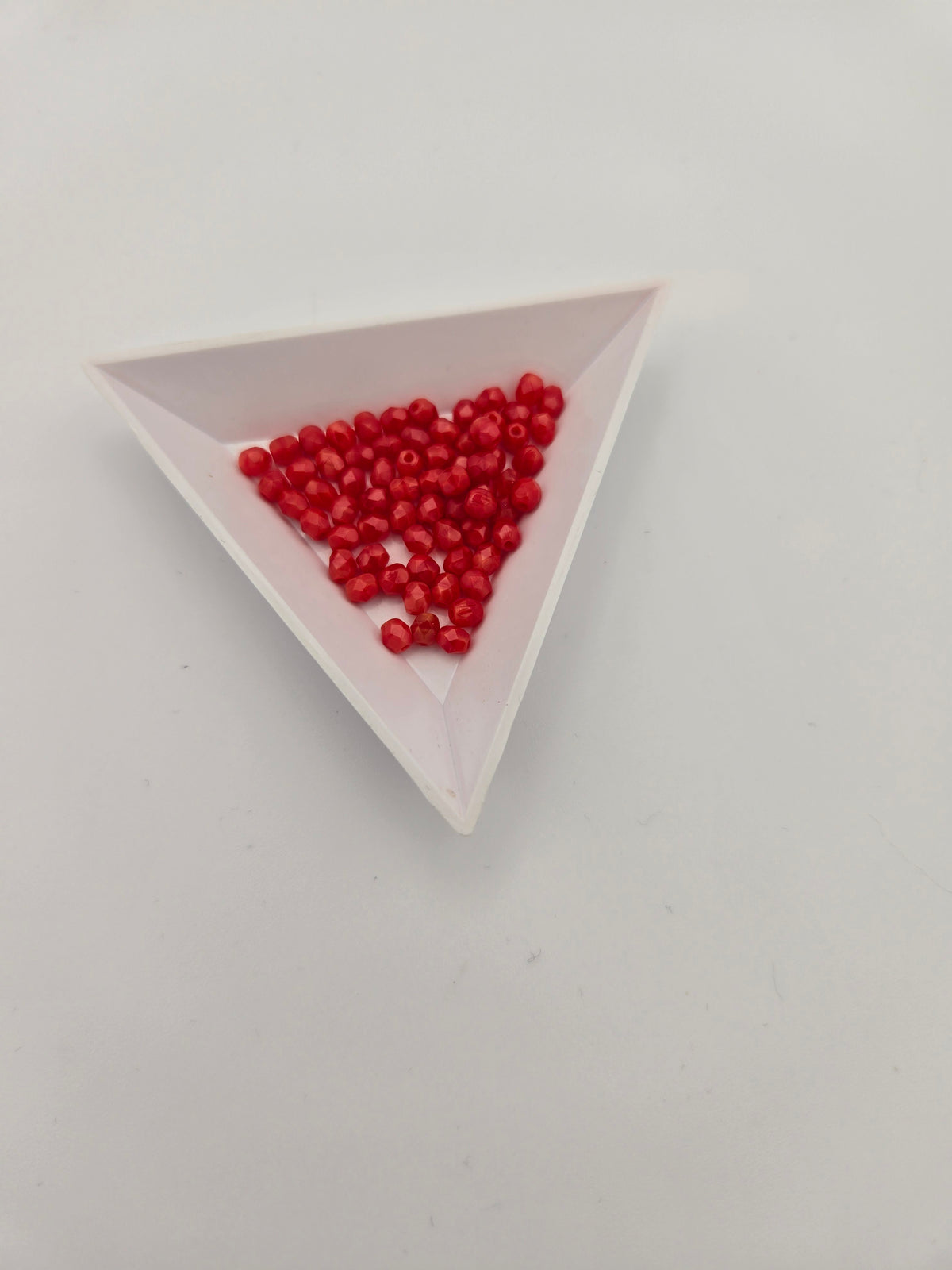 Fire-Polished Glass, Tr. Red Opal, 4mm Faceted Round, Approx. 100 per bag.