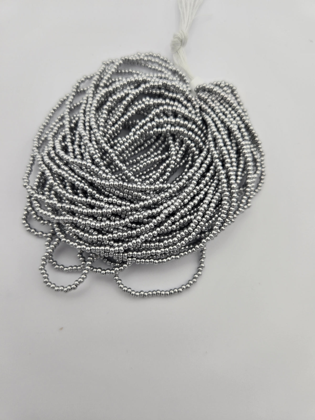 Czech Seed Bead 11/0 Metallic Silver Strung