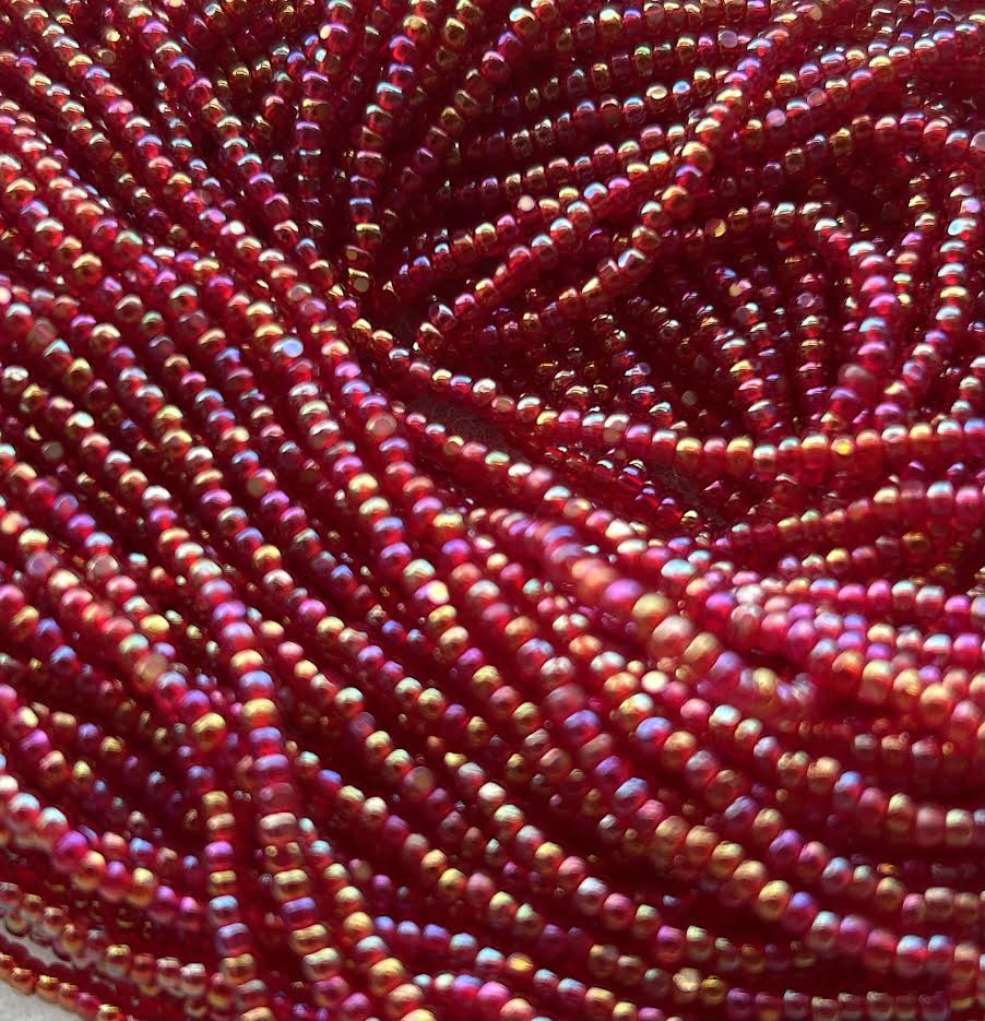 Cz 11/0 Cut Tr Dark Red Iris