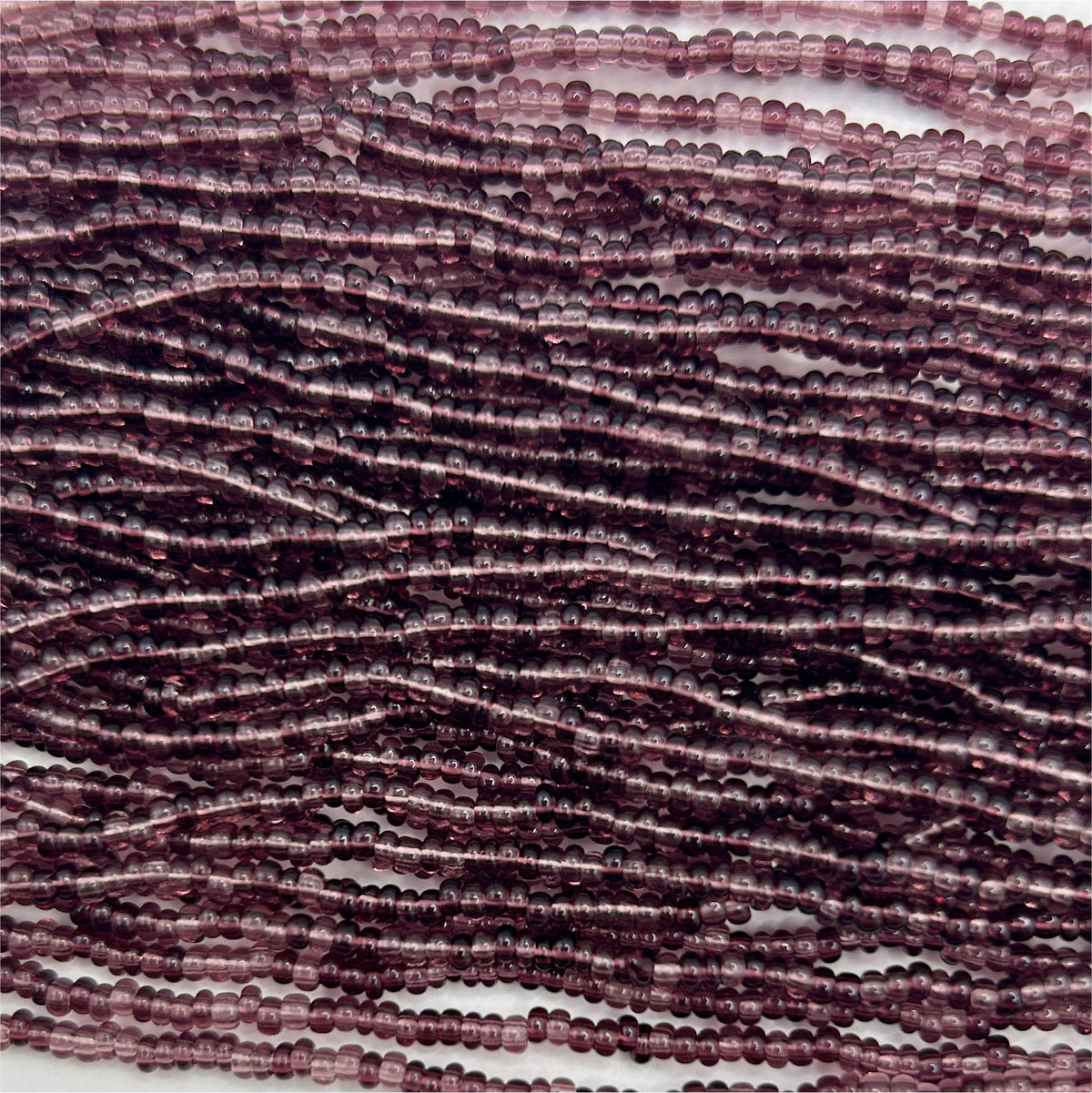 Czech 11/0 Tr Light/Dark Amethyst Mix